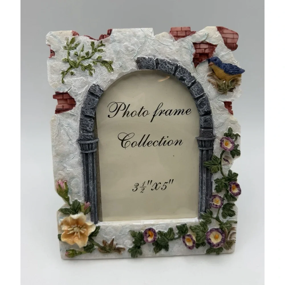 Vintage Garden Photo Frame Stone Arch 3D Resin Flowers Birds 3.5x5 Cottagecore